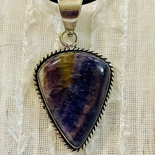 Purple Fuorite Pendants #404