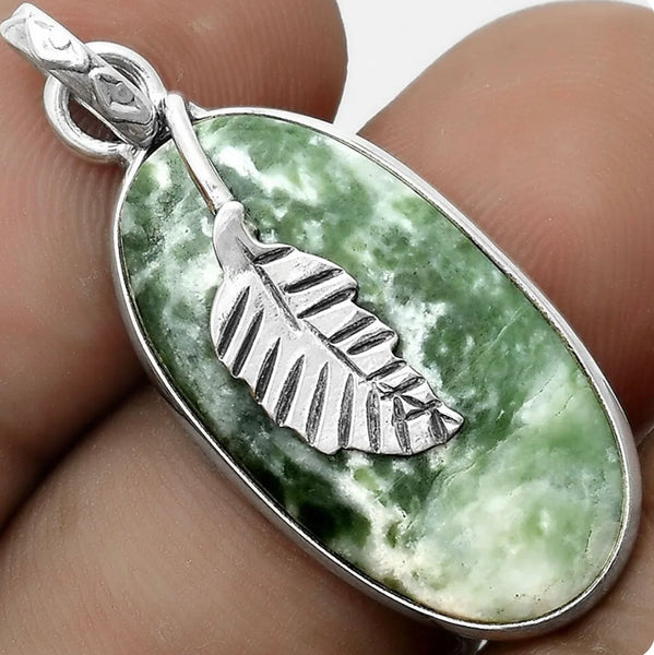 Dioptase 925 Silver Leaf Pendants #106