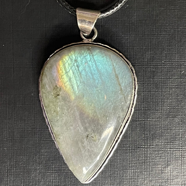 Labradorite Purple Flash Pendant