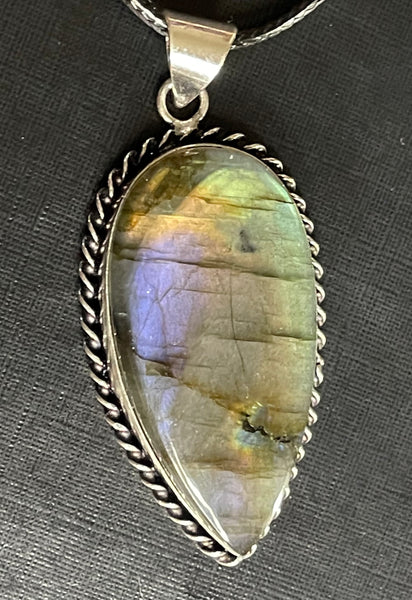 Labradorite Purple Flash Pendant