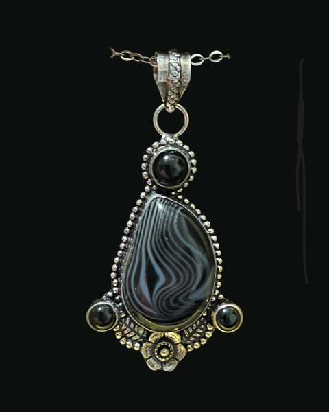 Onyx Pendant ON11