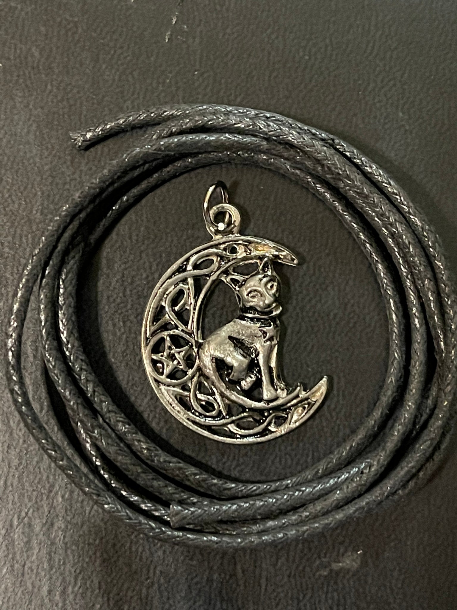 Pewter Celtic Moon and Cat Amulet